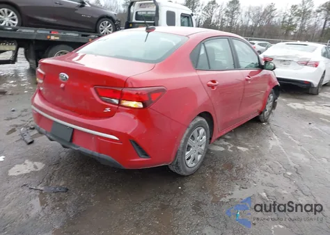 2021 Kia Rio S z USA, uszkodzony, nr VIN 3KPA24AD7ME415742